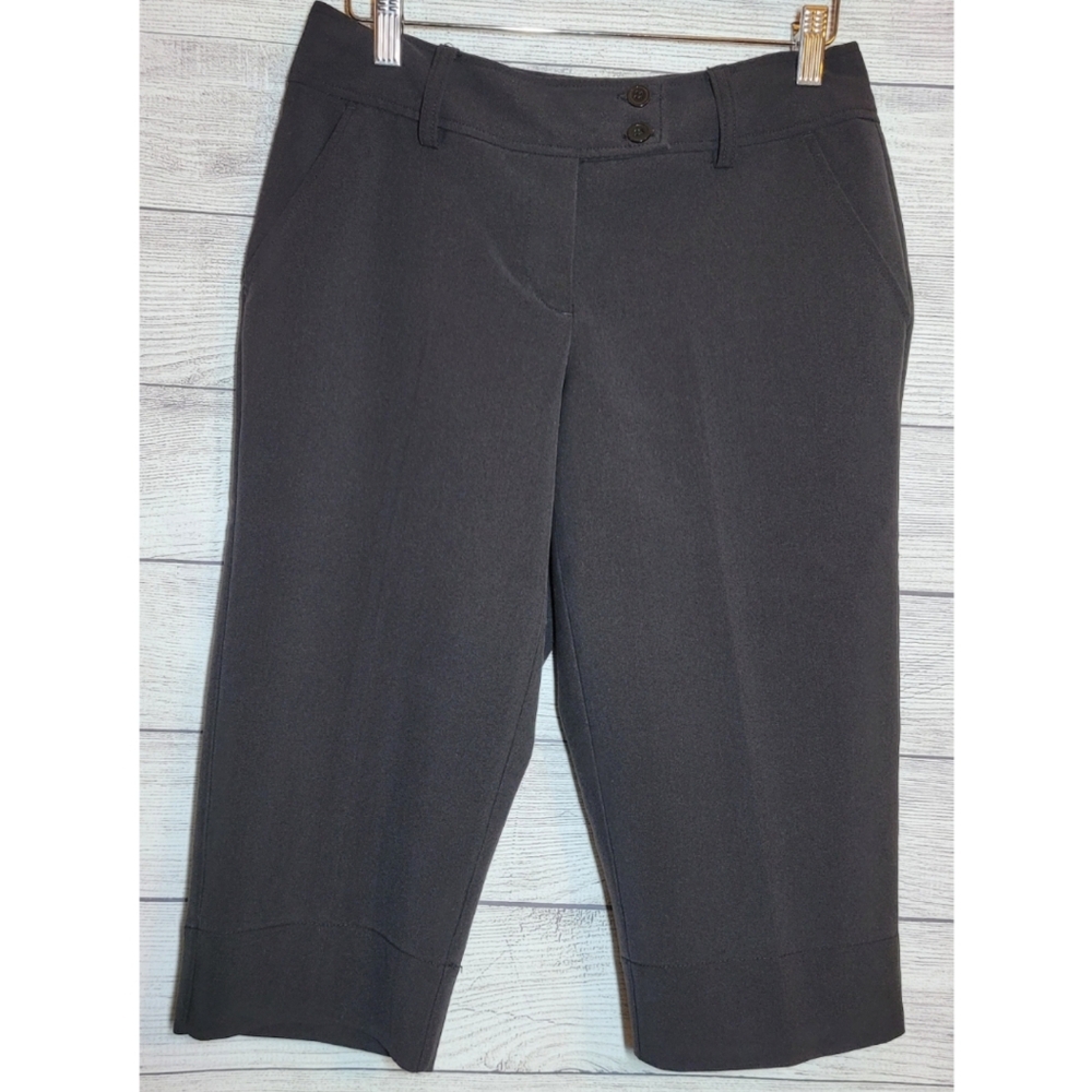 Worthington Petite Women's Shorts Bermuda Size 4P Black Pockets Travelers Crease